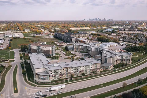 Aerial view of the residence complex, surrounding roads and neighbourhood