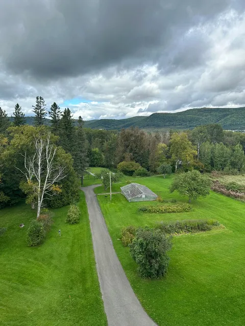 Terrain — Domaine Lac au Saumon inc.
