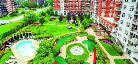 Terrain — Le Cambridge