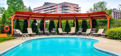Installations — Le Cambridge