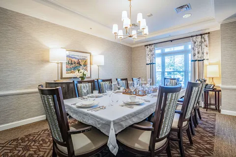 Salle à manger — Maison de vie Sunrise de Fontainebleau