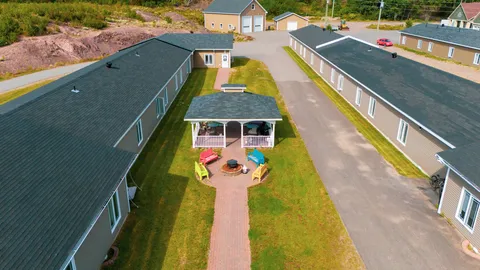 Aerial view of the courtyard and surrounding residence wings.
